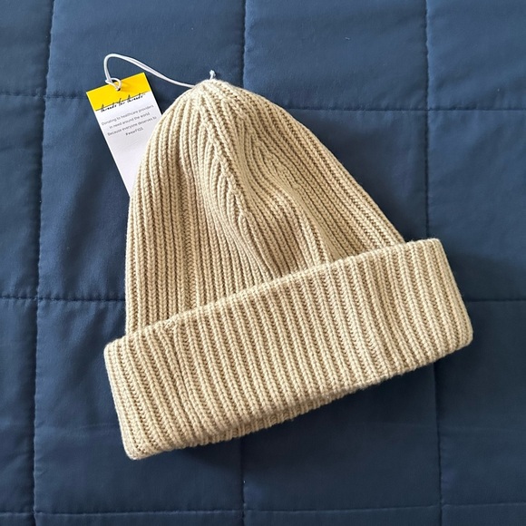 NWT Figs Ribbed Knit Beanie - Picture 2 of 4